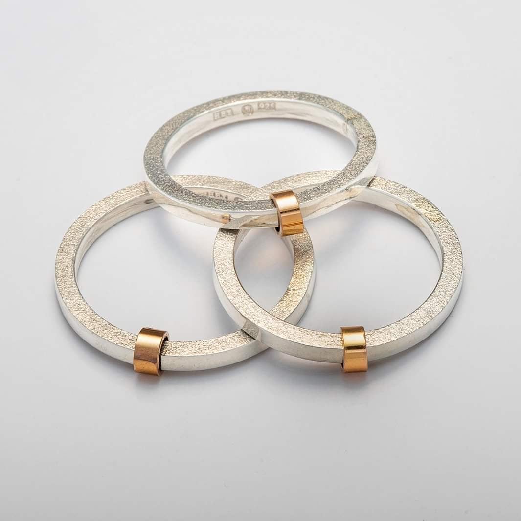 Fyrkant Guld - ettrumforsmycken.se