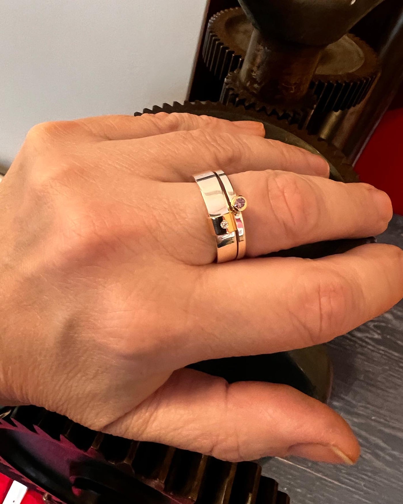 Helrund & Halvrund Ring Diamant