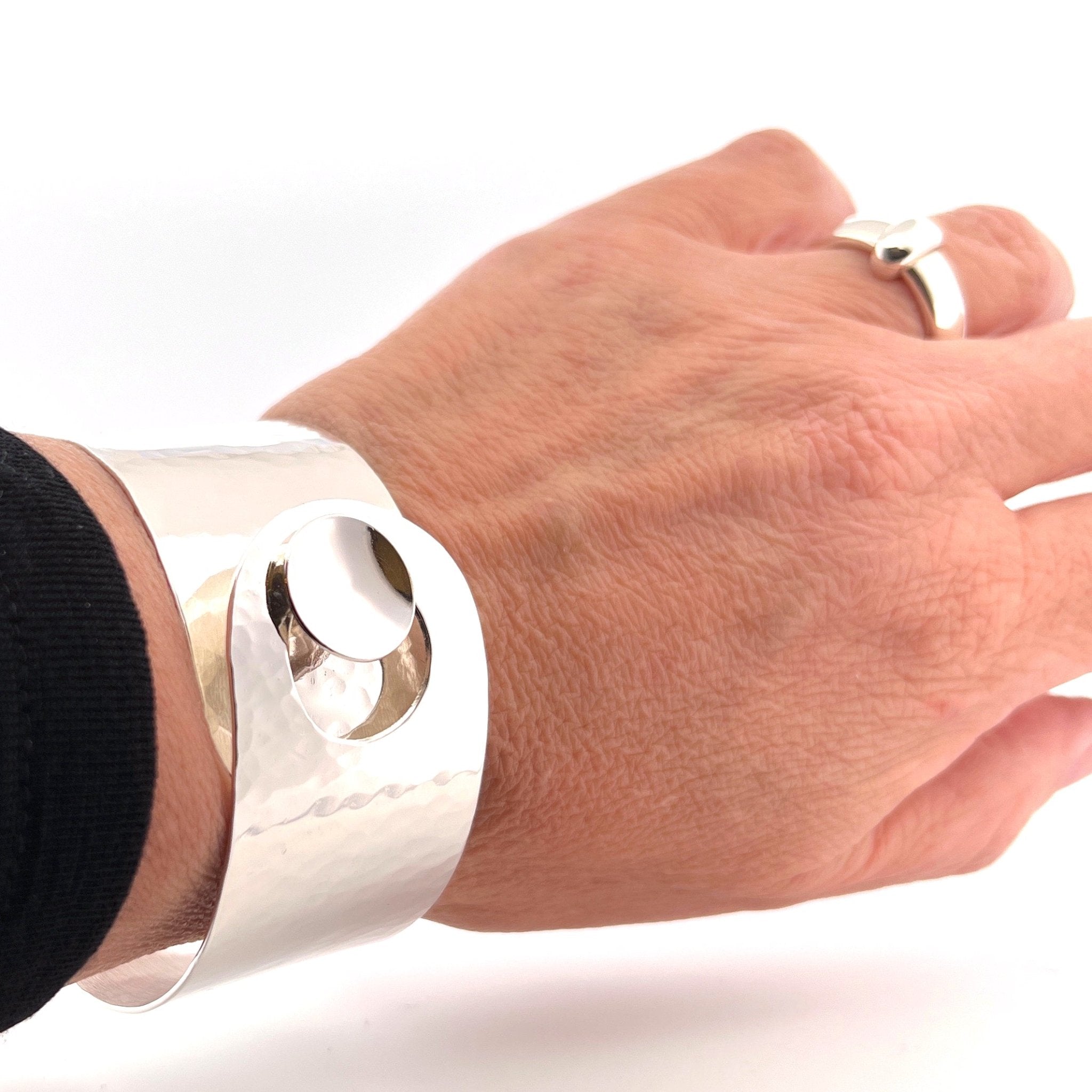 Big Armband - ettrumforsmycken.se